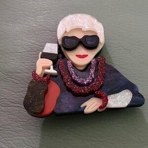 Stylish Brooch with Glitter Accents